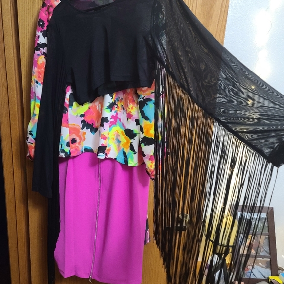 Tops - Netting 1/4 top with fringe